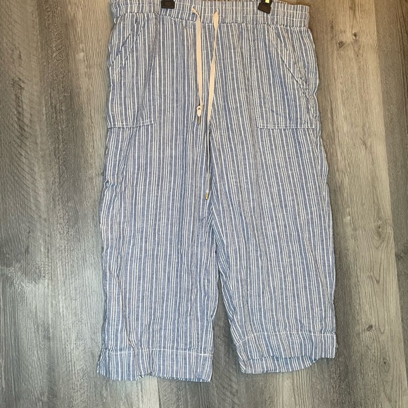 Land N Sea Pants - Striped Blue Capris